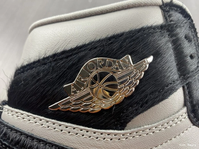Kicked Out Shoe Store OG WMNS High Twist 2.0 Air 1 Jordan DZ2523-001 0812
